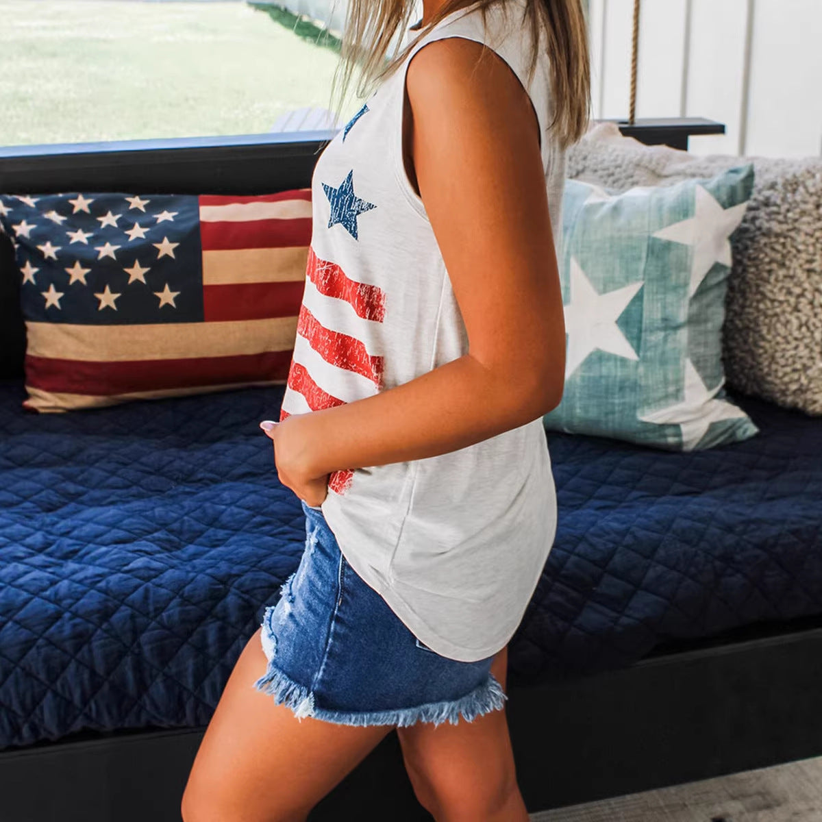 White Vintage Stars and Stripes Printed Casual Tank Top