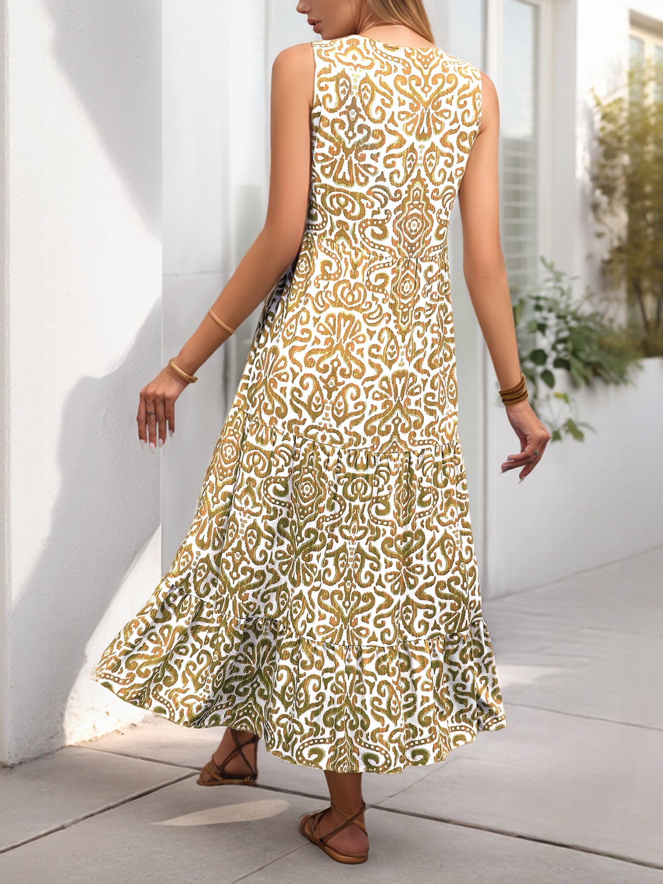 Women Sleeveless V-neck Print Dress