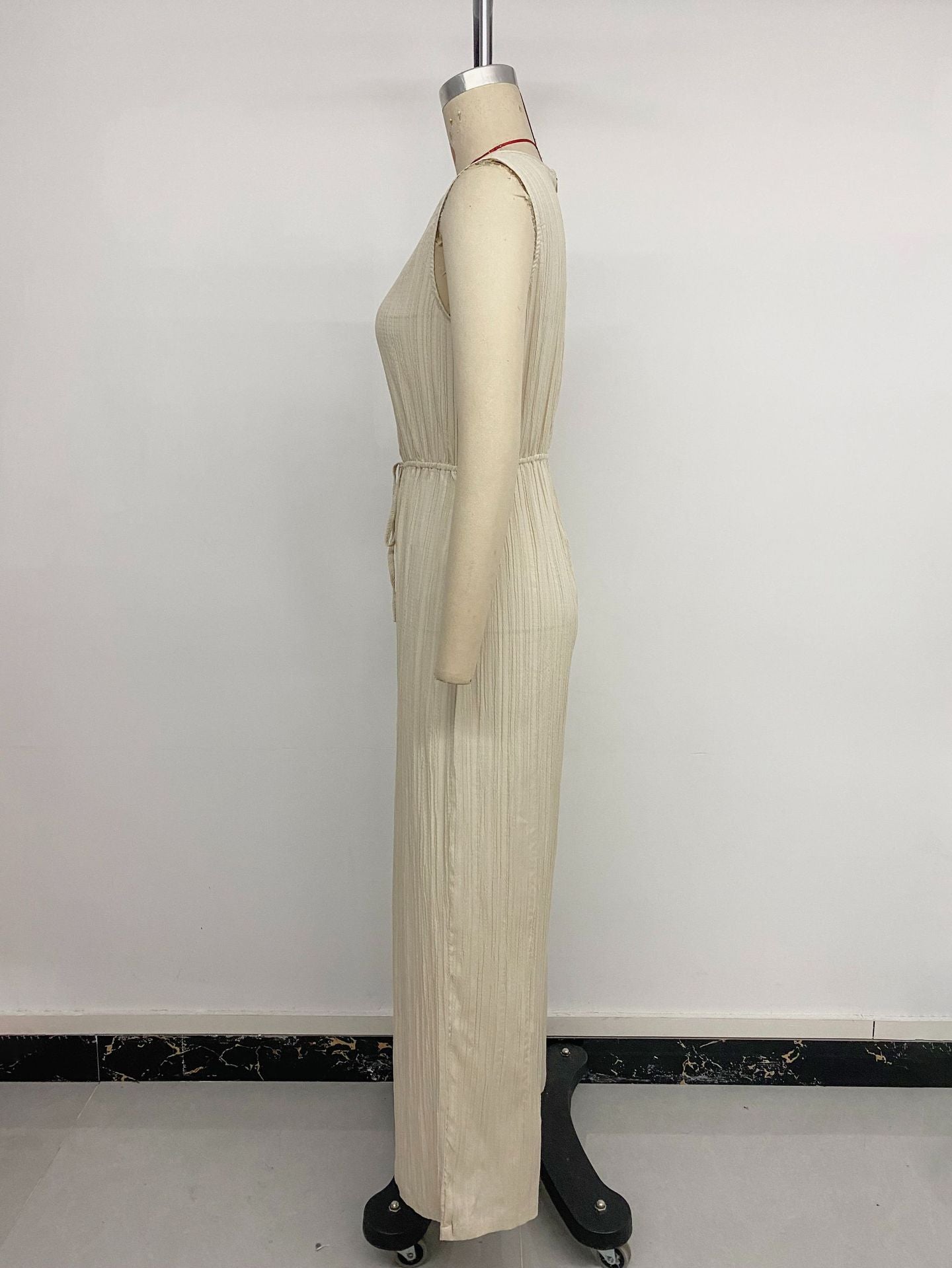 Women's Casual Jumpsuit Solid Color Sleeveless Jumpsuit