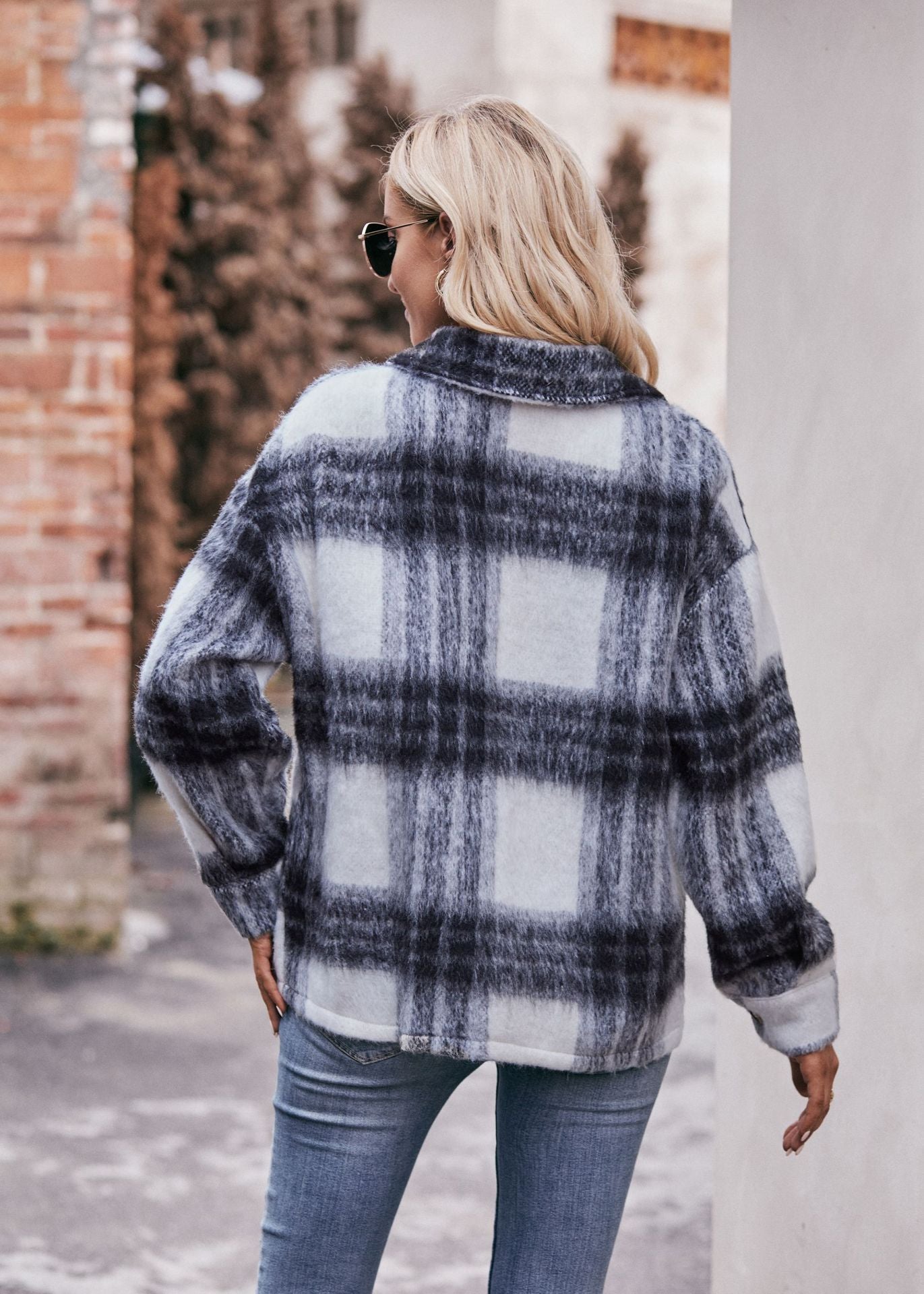 Women Plaid Short Jacket  with Pocket