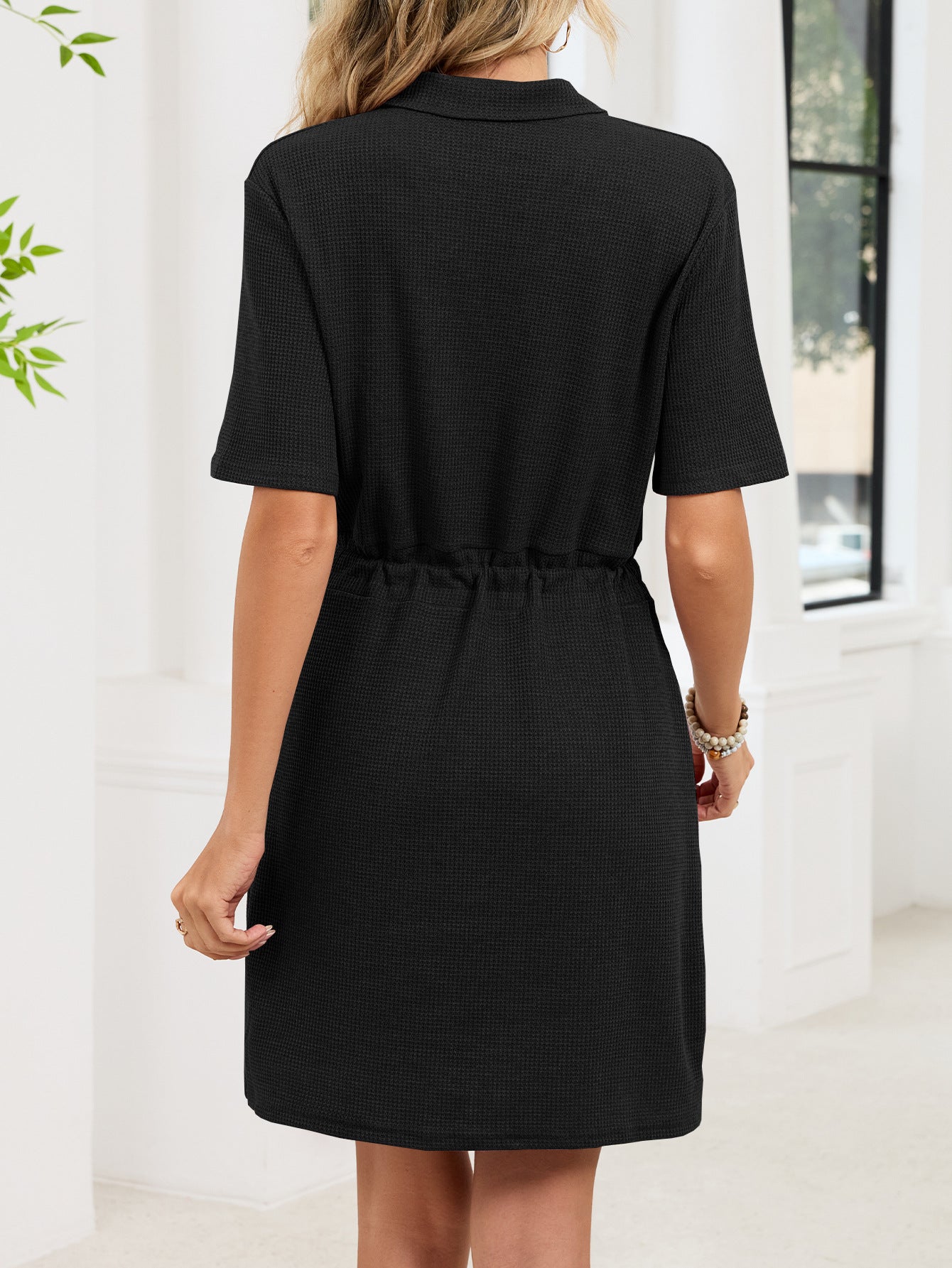 Women's Loose Lapel Short-sleeve Drawstring Pocket Dress