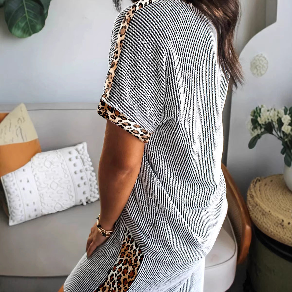 Women's two-piece female leopard print casual suit