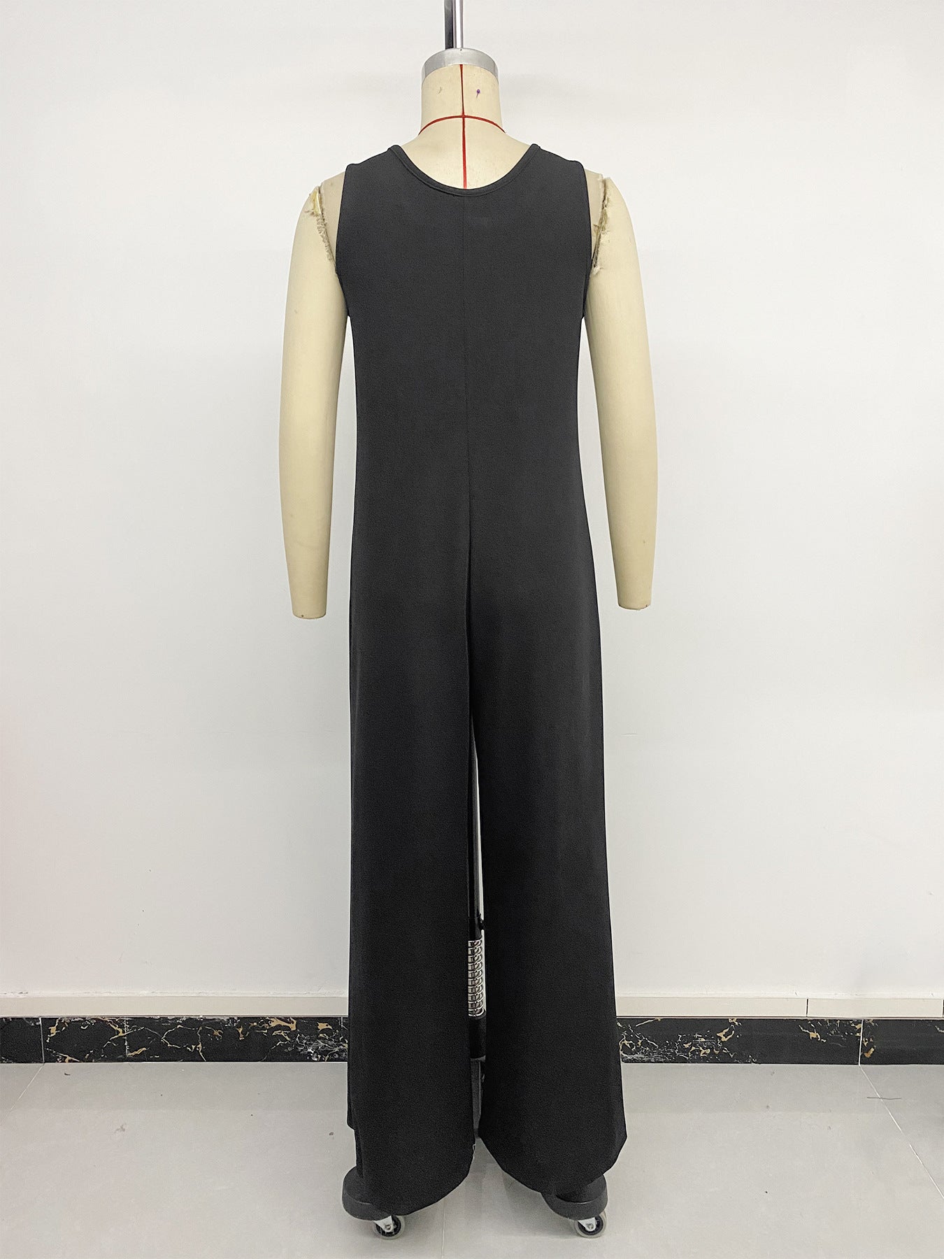 Women's Loose Sleeveless Solid Color Pocket Button Jumpsuit