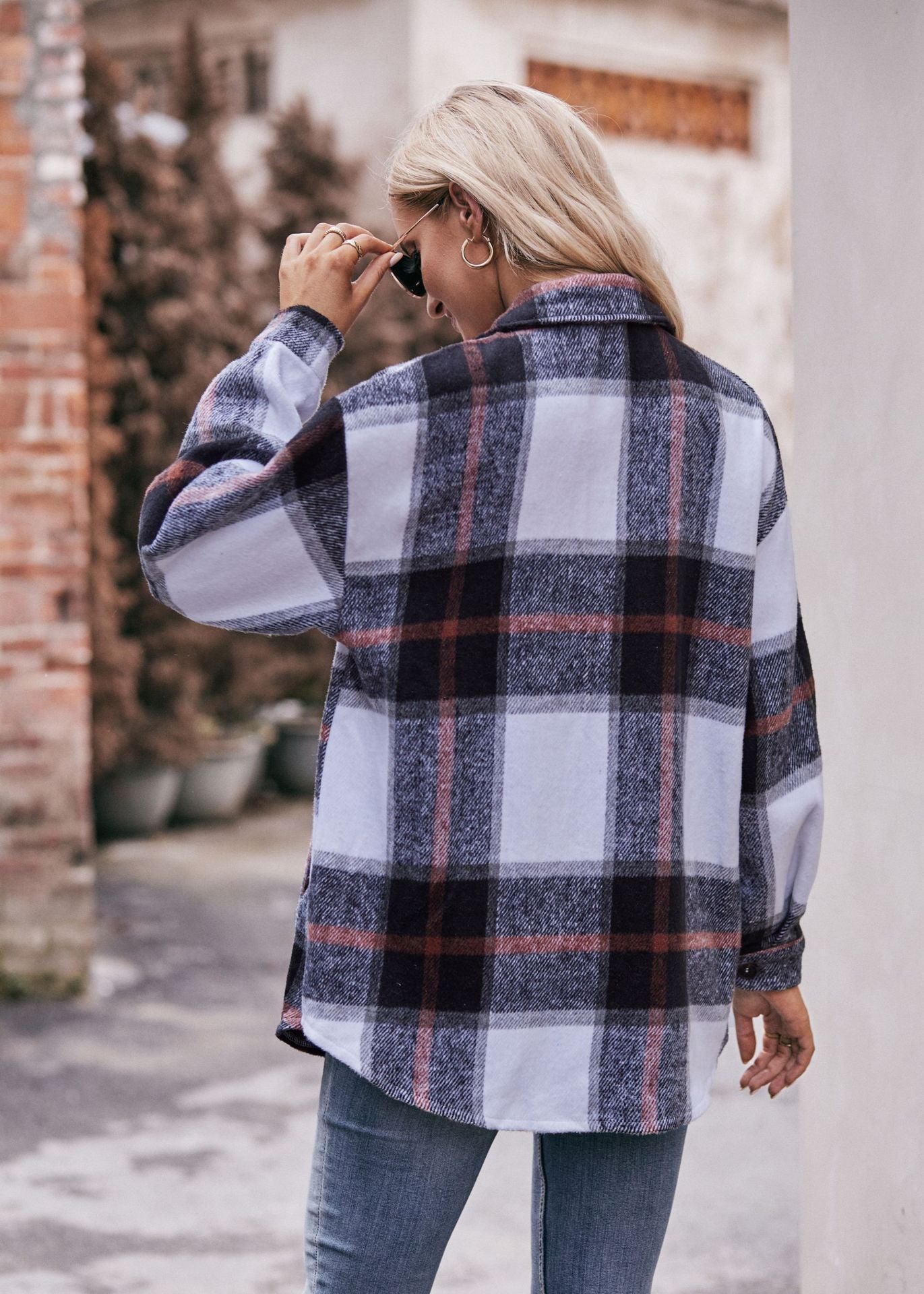 Women's Fall and Winter New Cross-border Women's Plaid Jacket Casual Loose Pocket Shirt